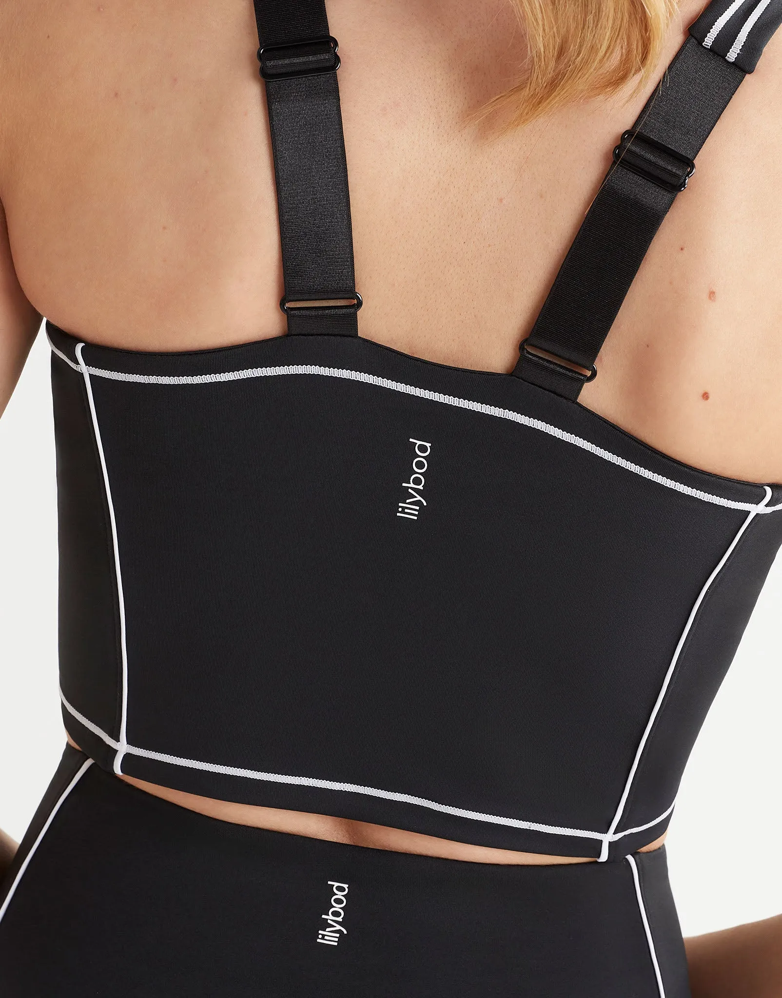 AMARA Sports Bra - Black/White