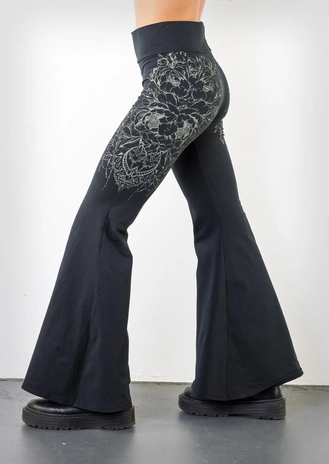 Peonies flares