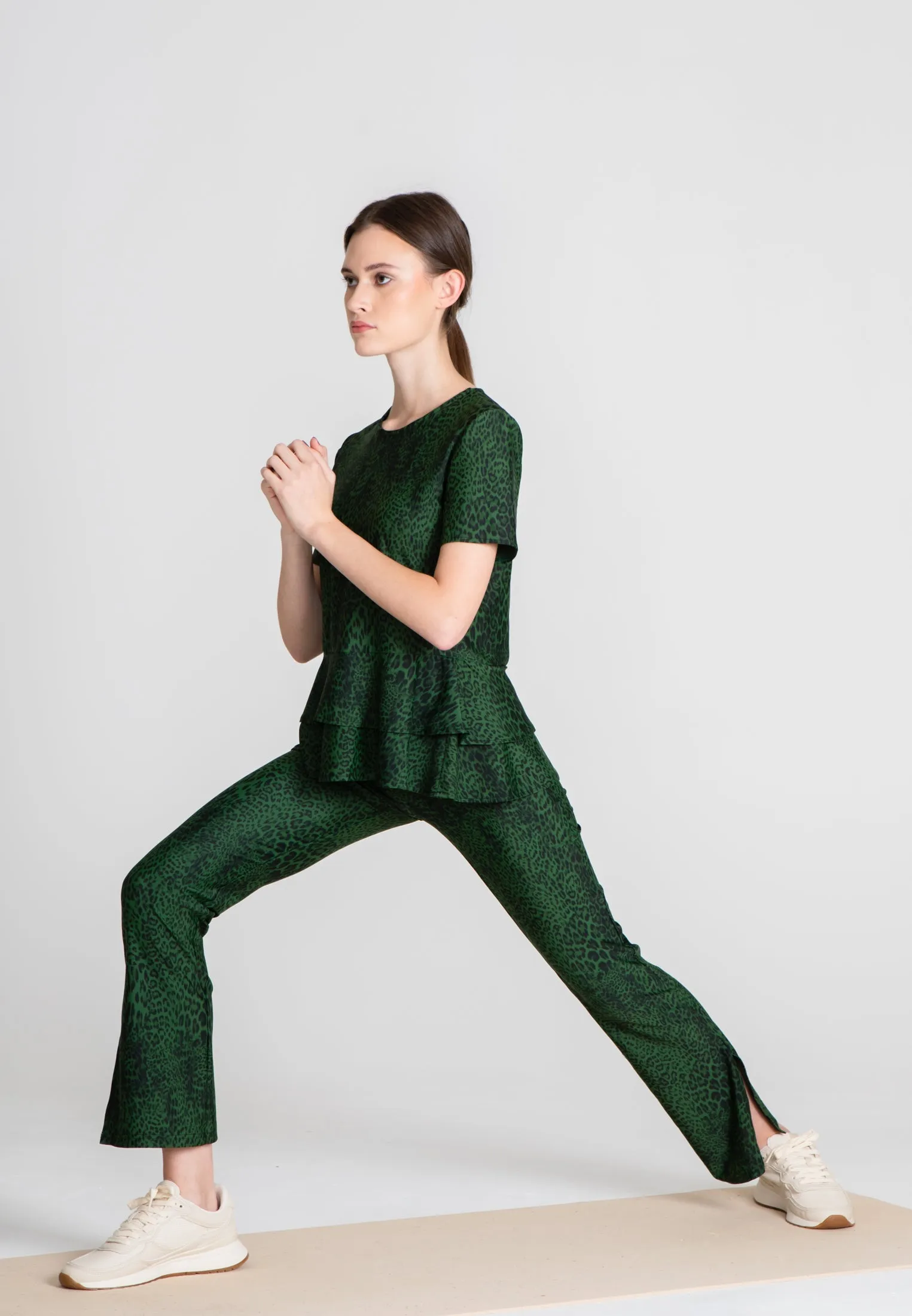The Slit Cut Sport Pants - Green Leo