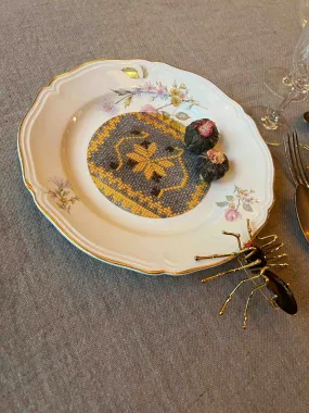 Upcycled Vintage Appetizer & Dessert Plate - Elleremodelista