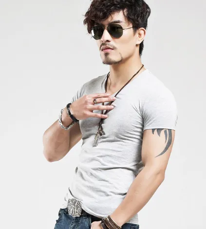 V neck short sleeve t shirt